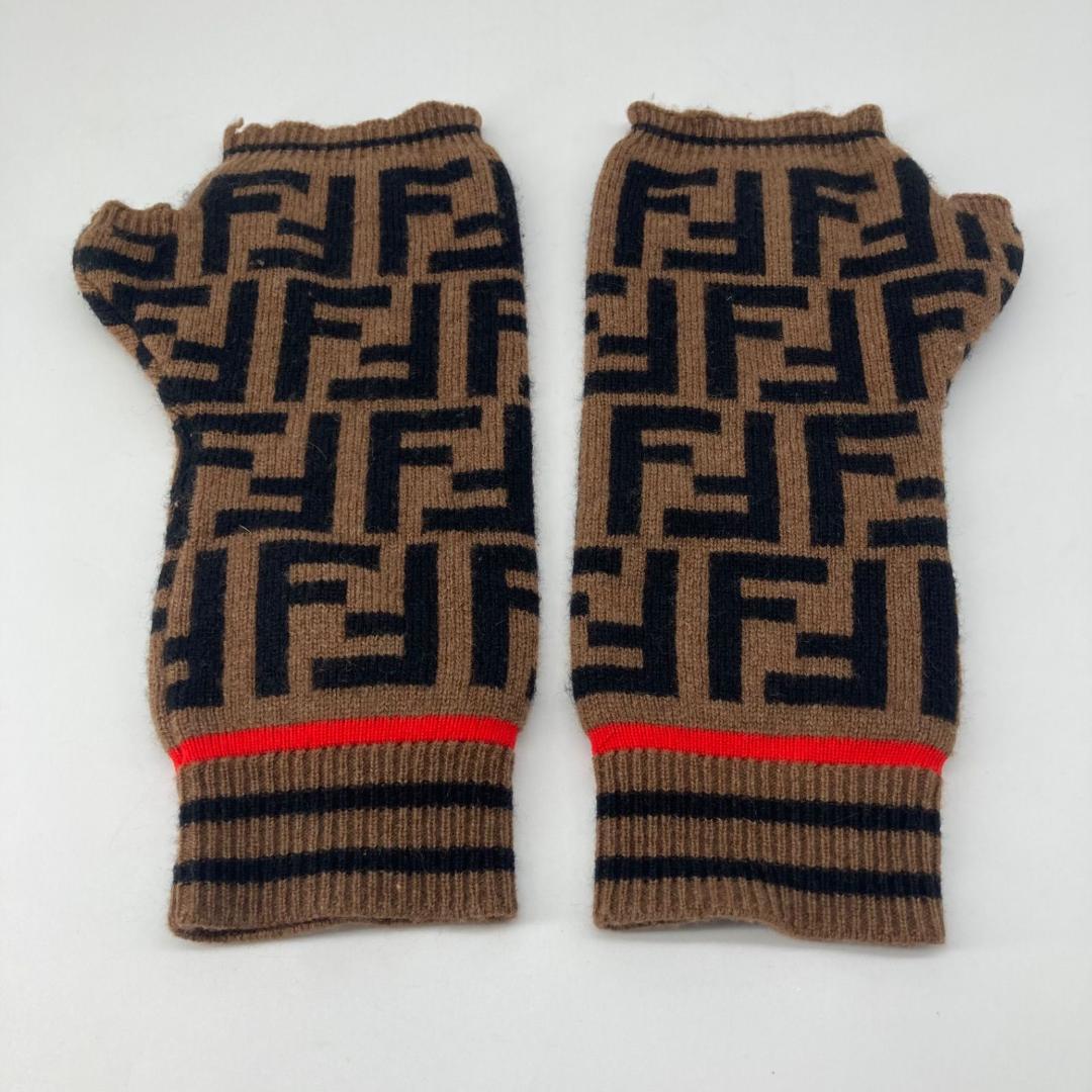 13671✨FENDI フェンディ ズッカ カシミヤ 手袋 グローブ 箱付き