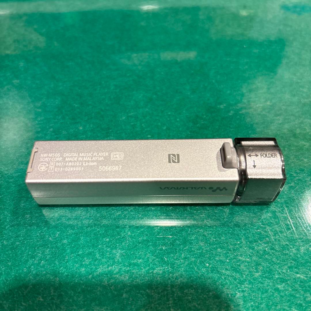 SONY WALKMAN NW-M505 スティックタイプ　シルバー