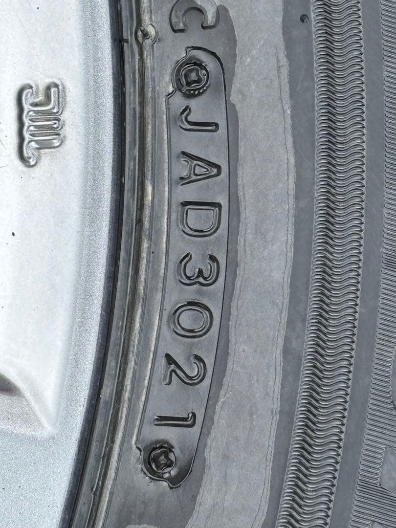 【kz-1】【1/4】トヨタ 18インチ スタッドレス・ホイール