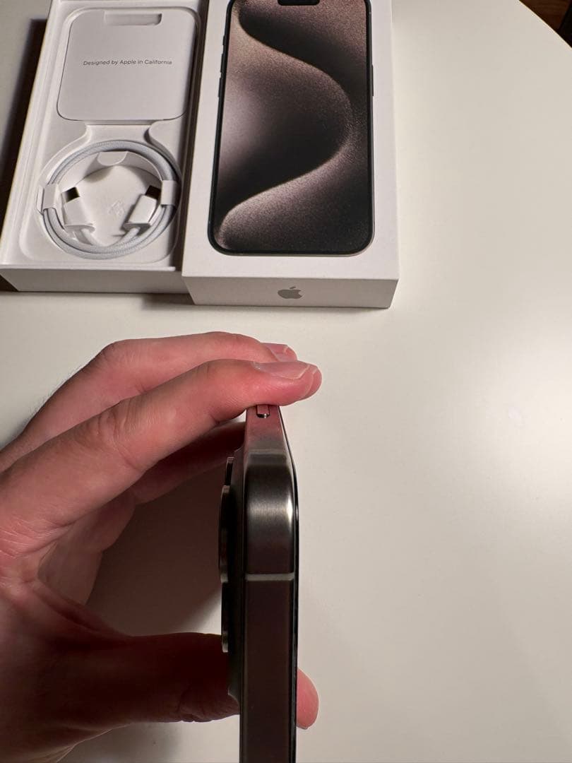 iPhone 15 Pro 128GB ナチュラルチタニウム 本体