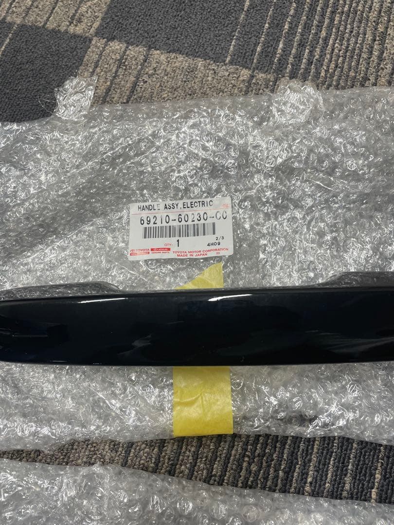 ランクル250 トヨタ純正ドアハンドル 新品未使用