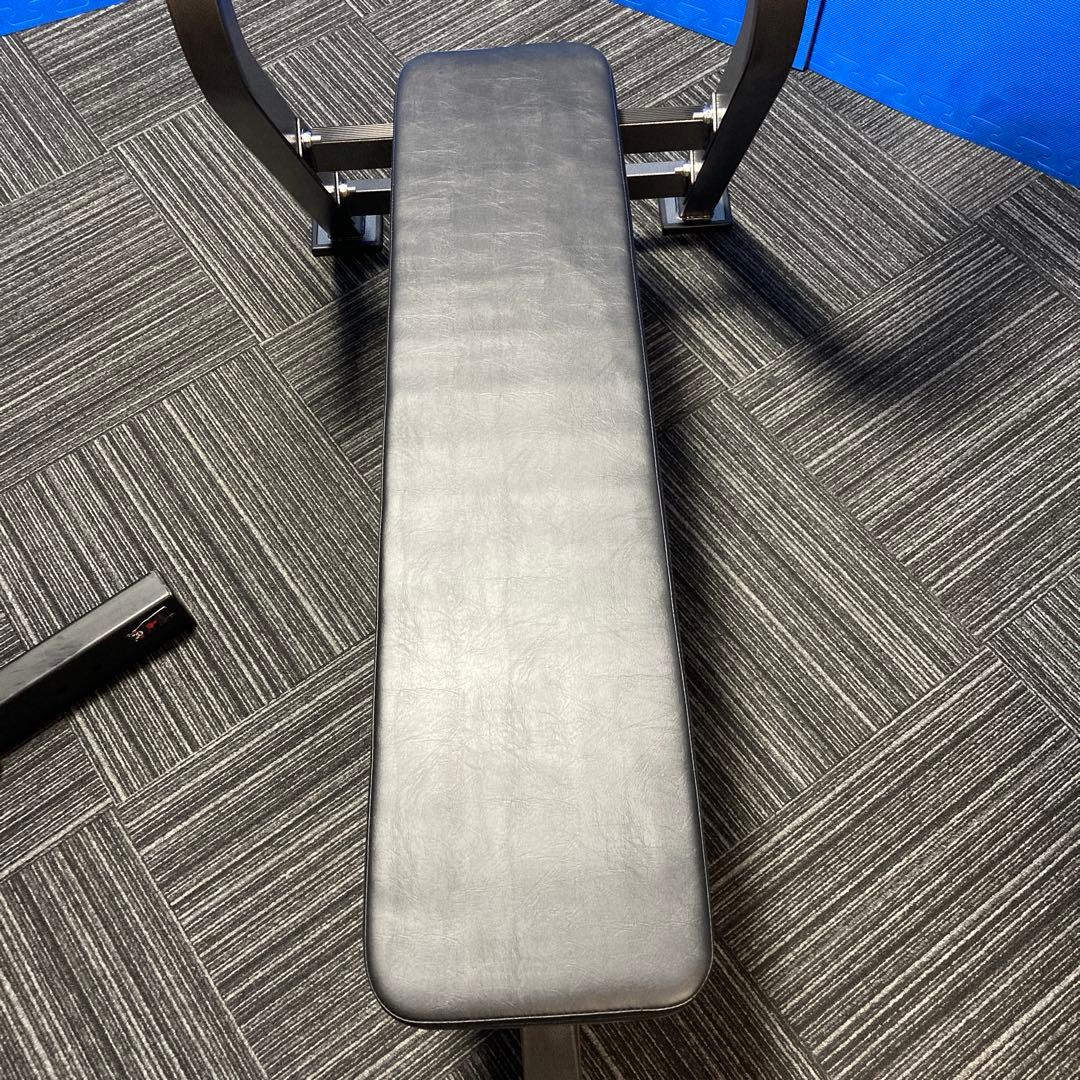 ベンチ台。 ファイティングロード