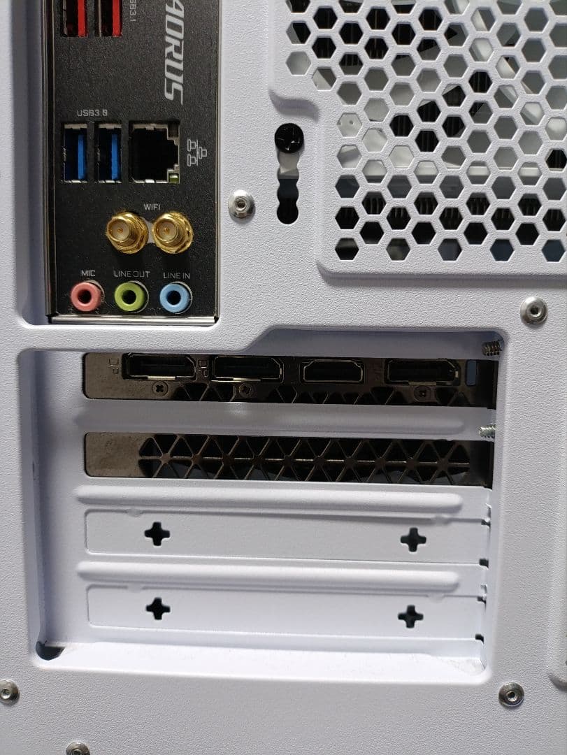 動作快適！Ryzen5搭載ゲーミングパソコン ホワイト