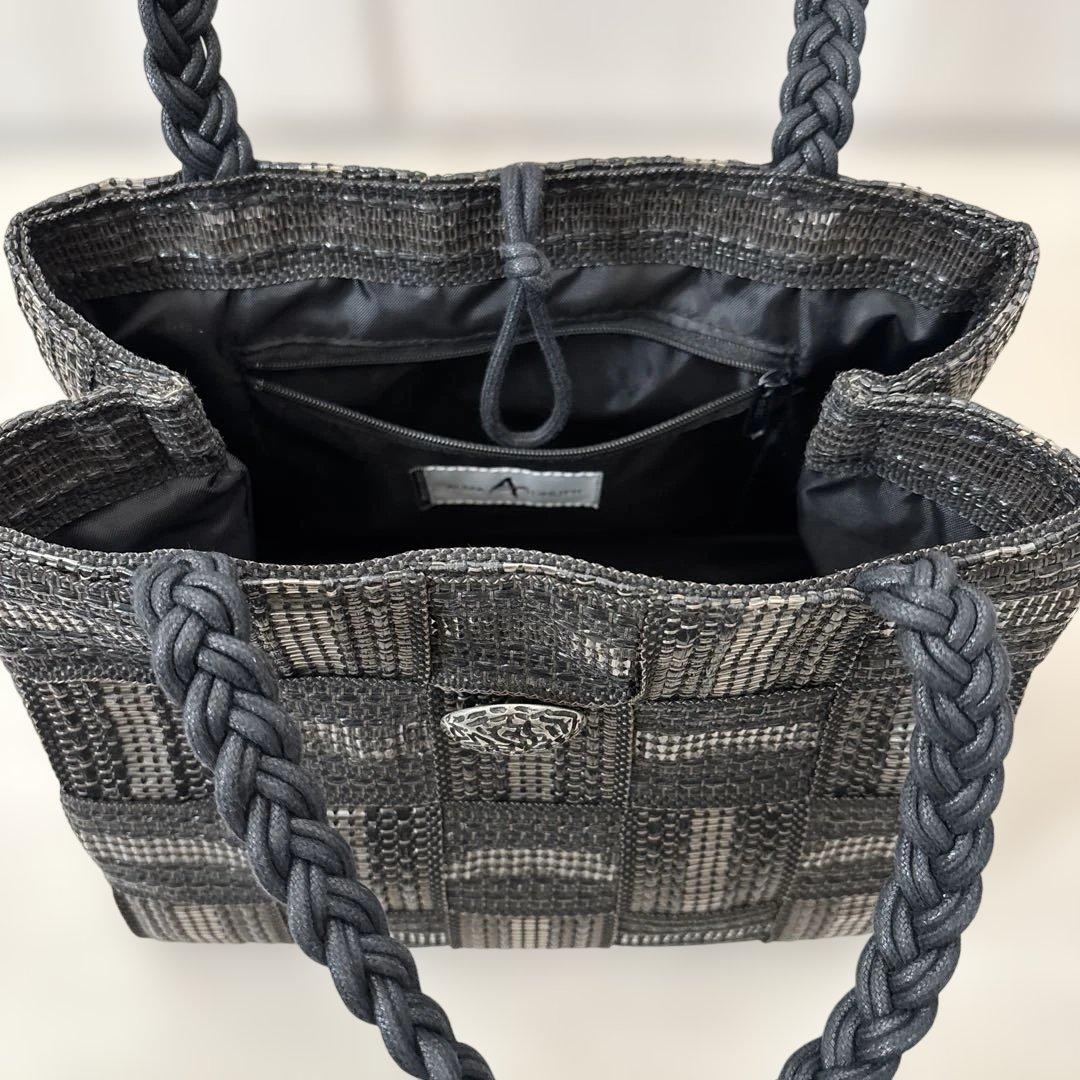ALMA TONUTTI かごバッグ　三つ編みハンドル ブリザード メッゾ