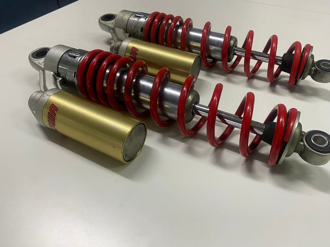 CB750 (RC42) 純正リアサスペンション