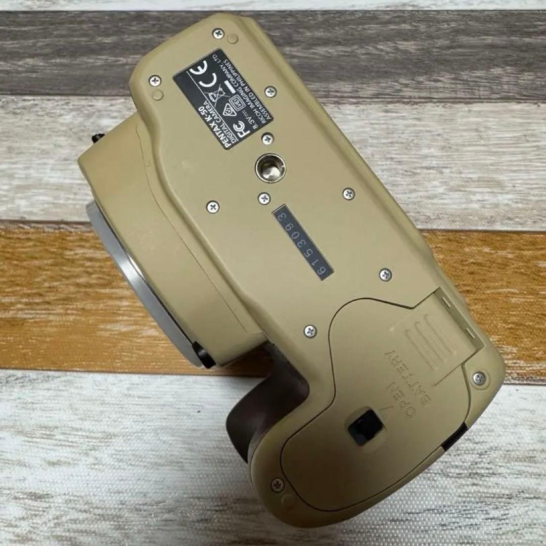《オーダーカラー》PENTAX K-50 サンドベージュ×ブラウンラバー 本体