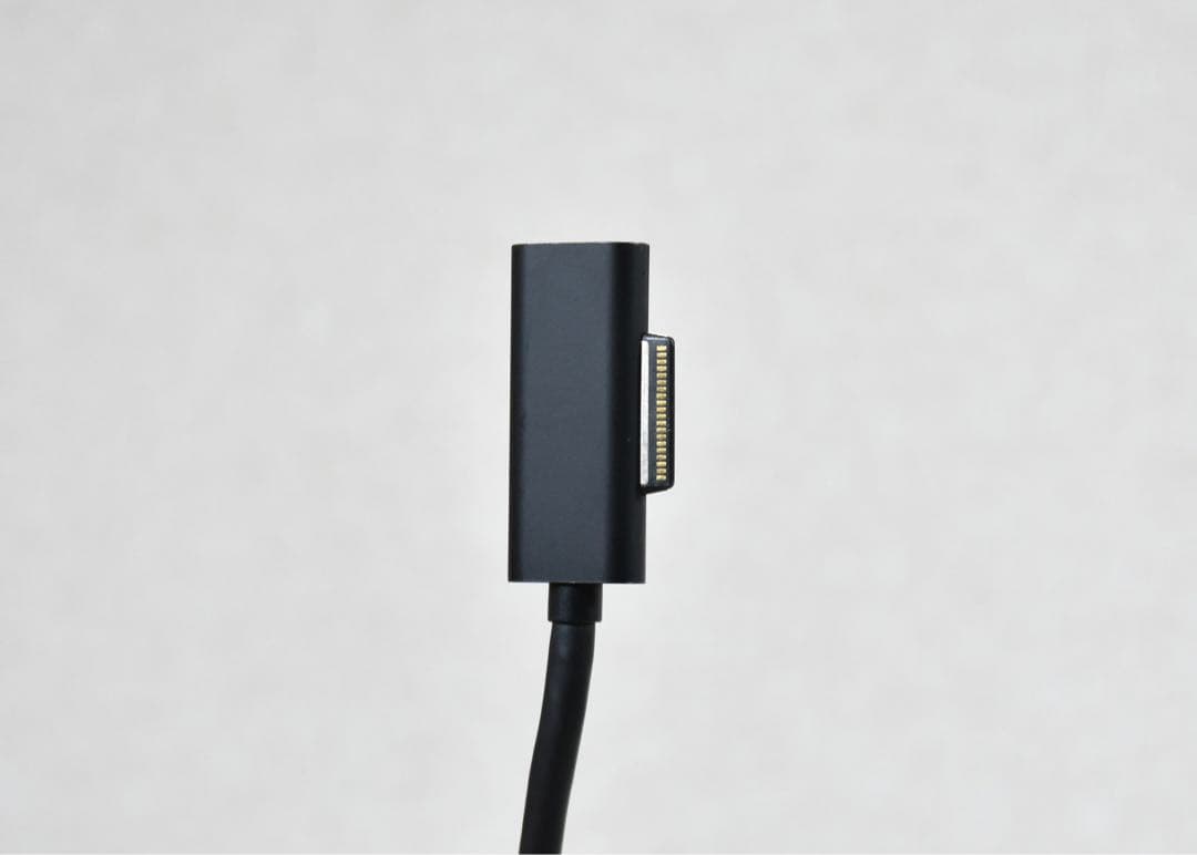 その他 Microsoft Surface Dock 2/Model 1917+1931