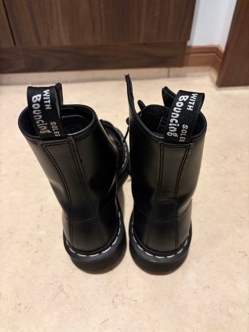 ドクターマーチンブーツ　ブラックレースアップブーツ　1460