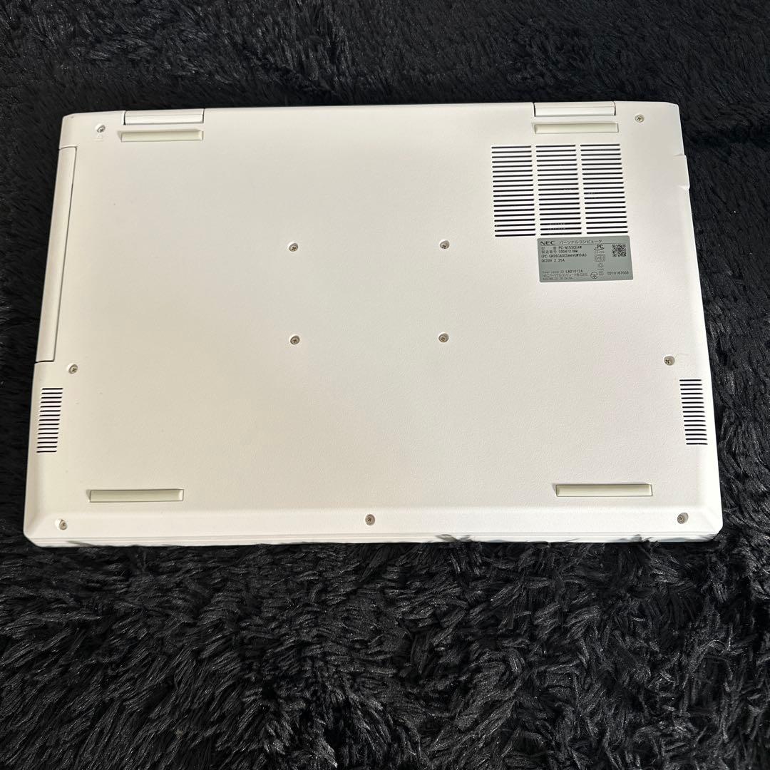 美品 NEC ノートPC PC-N153CEAW ホワイト LAVIE