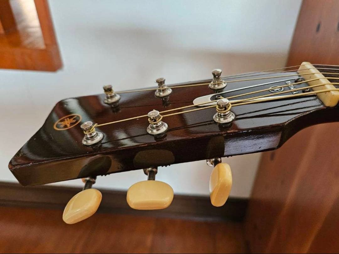 ヤマハ FG-110 赤ラベル アコースティックギター