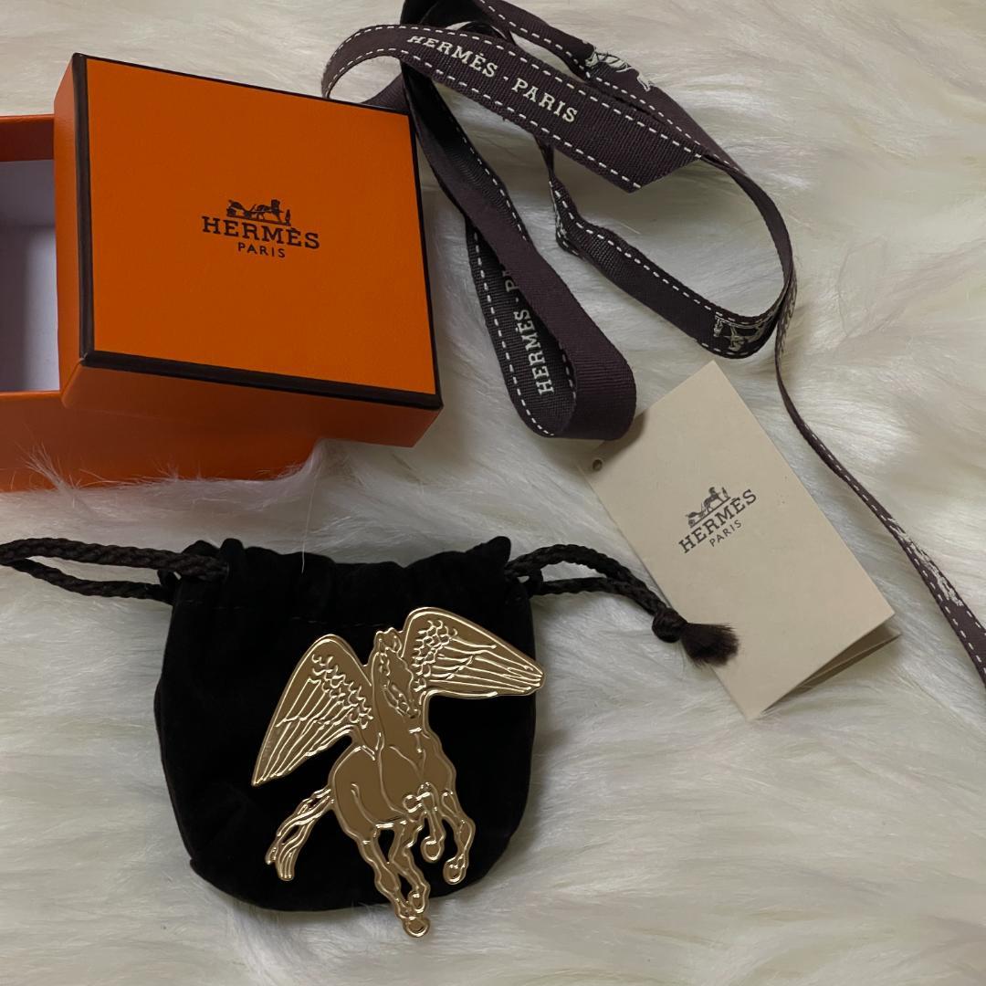 エルメス　2025新商品　スカーフリング 《ぺガス・グラヴェ》　新品未使用品