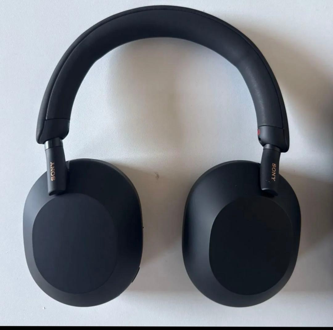極美品　Sony WH-1000XM5 ブラック