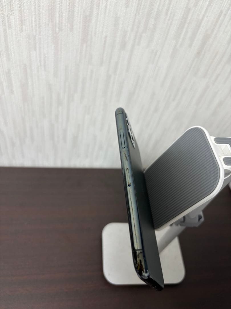 Apple iPhone 11 Pro 64GB ミッドナイトグリーン本体