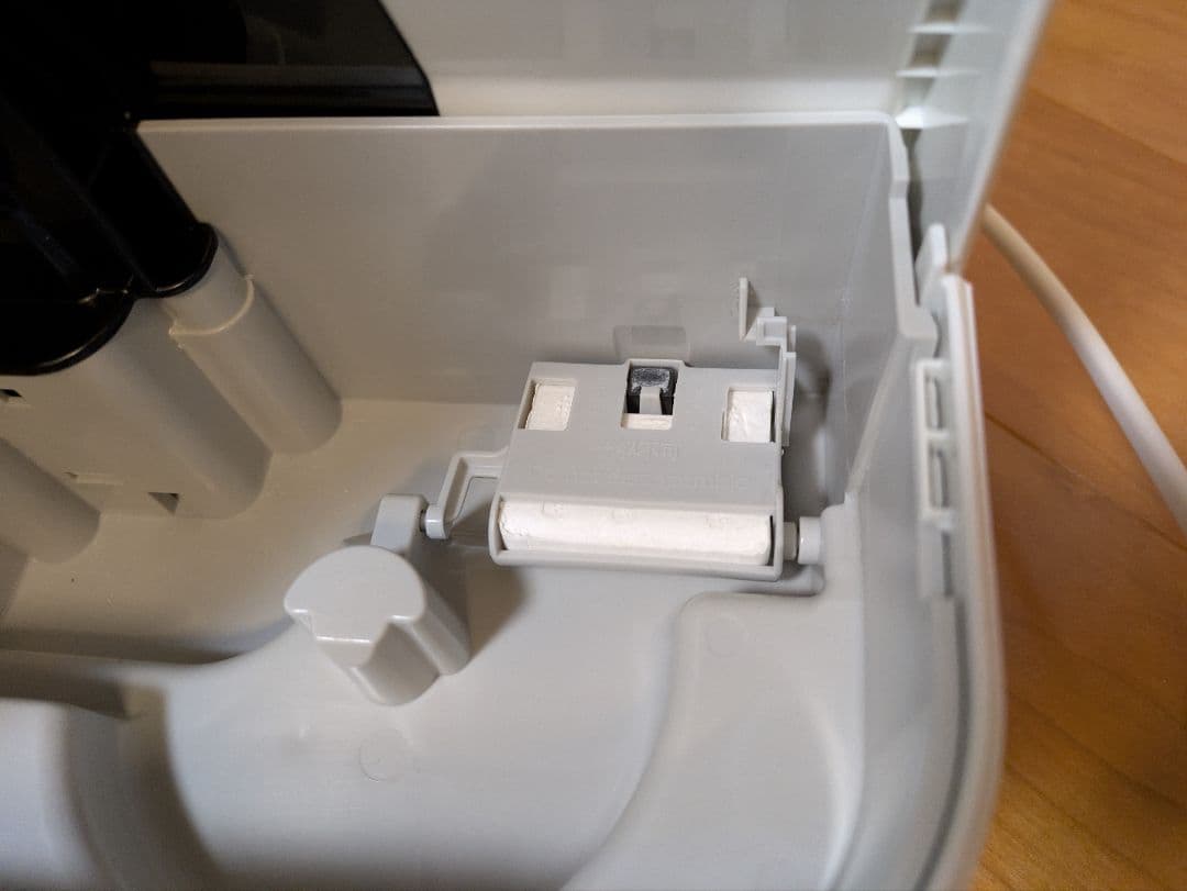 ダイキン　ストリーマ 空気清浄機 MCK70X-W ホワイト 加湿空気清浄機