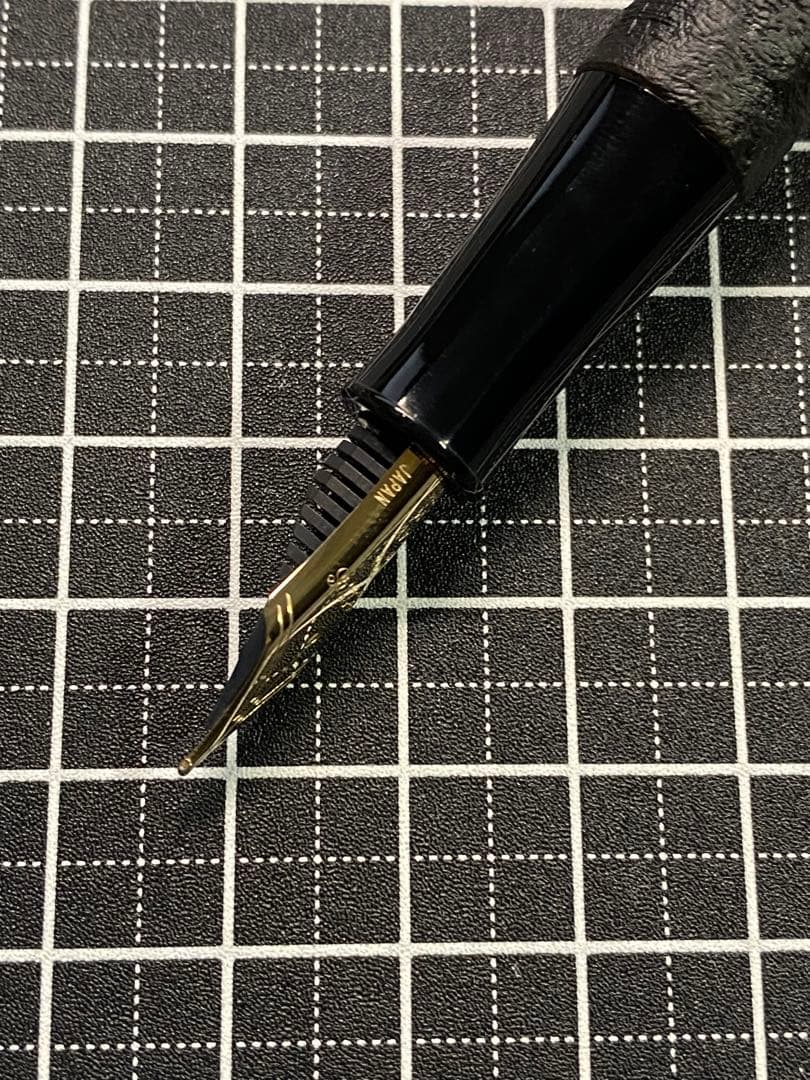 PLATINUM #3776 ブライヤーシェル　万年筆　字幅M