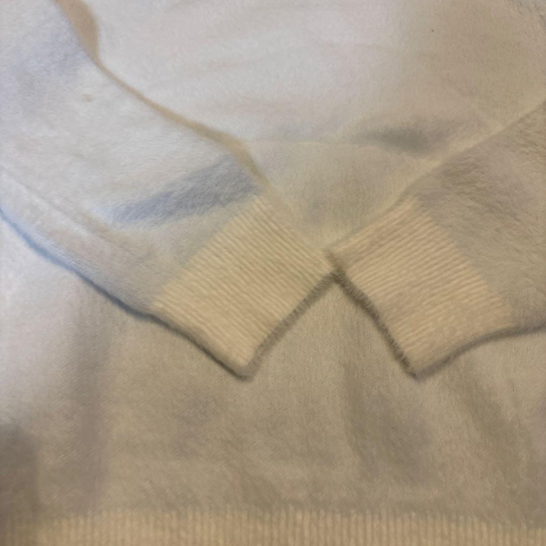 Rosasen ホワイトタートルネックセーター値下げ中‼️