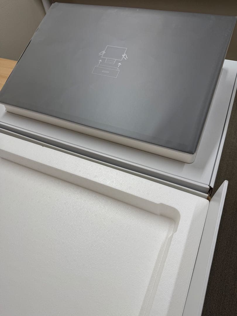 Microsoft Surface Studio 本体