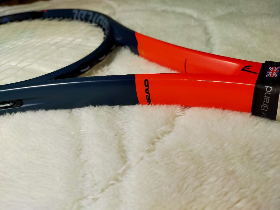 HEAD Graphene 360 Radical MP2019モデルグリップ2