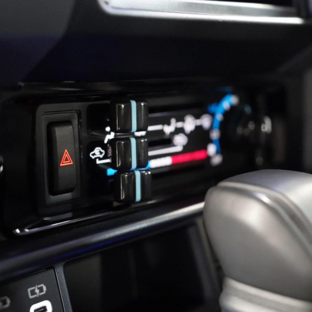 再再販 GDJ76W ランドクルーザー70 ハザードスイッチ 増設キット 黒