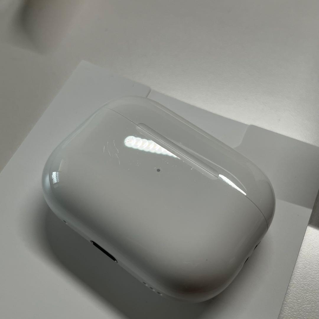 airpods pro 2 type c 使用1年 ※右耳時々ノイズあり