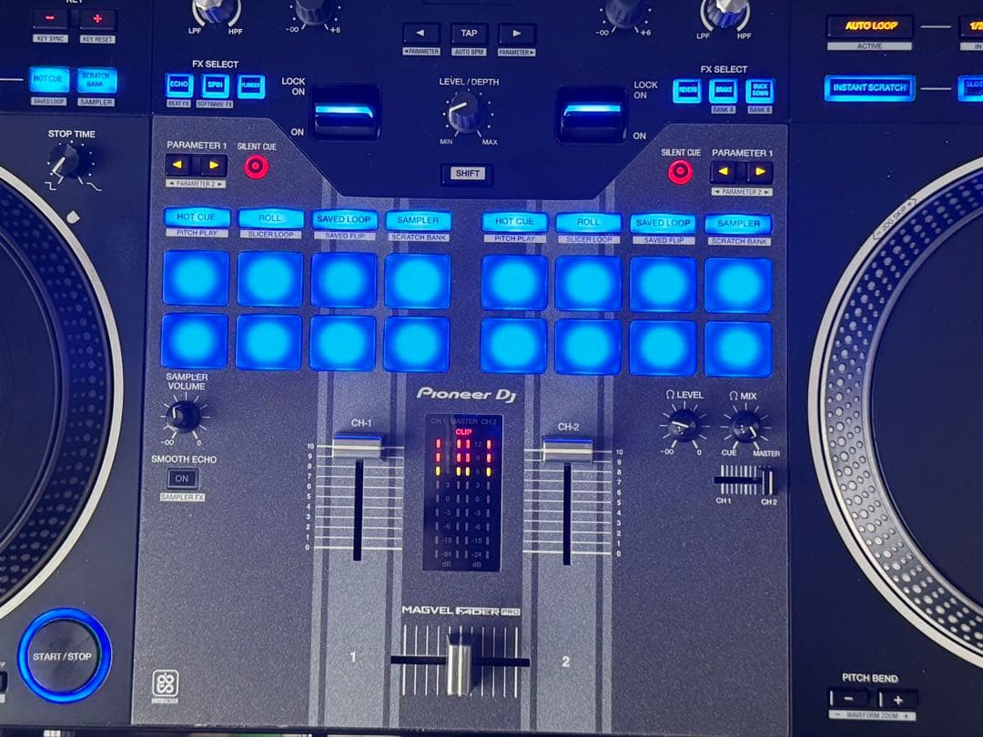 大幅値下げ　DDJ-REV7 doto design一部貼り付済