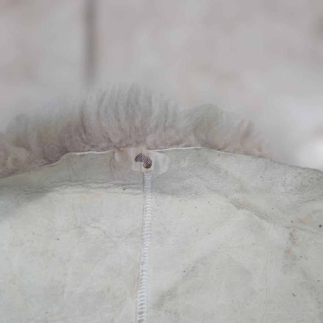 6030　ムートンラグ　敷物　１２８×５８ｃｍ　日本ムートン協会のシールあり