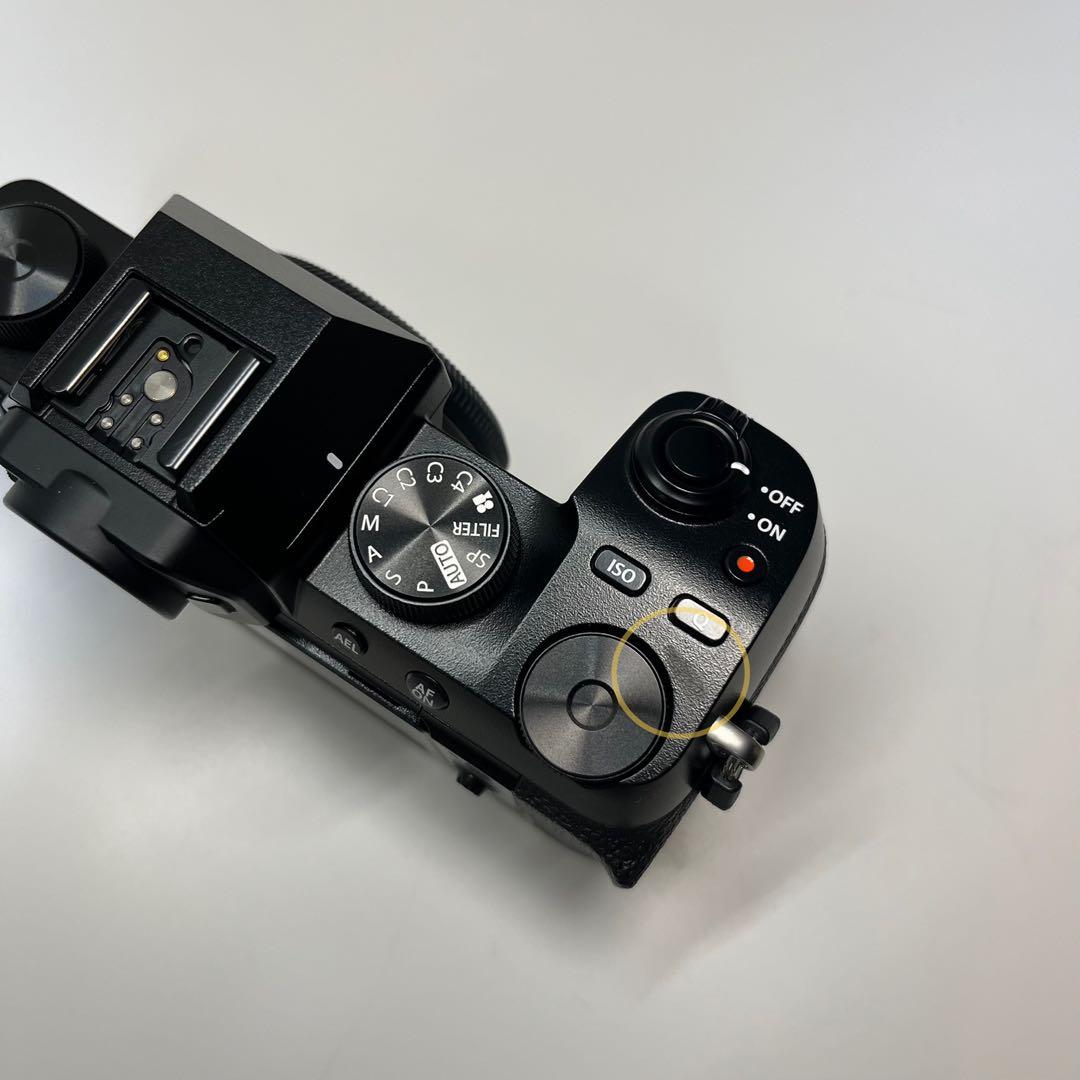 FUJIFILM 富士フイルム X-S10 ミラーレス一眼カメラ本体 ブラック