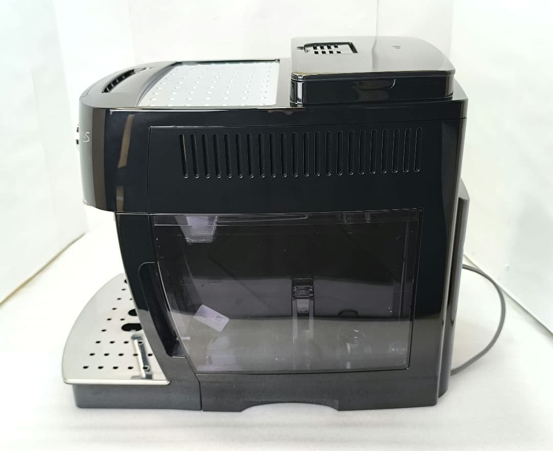 デロンギ　コンパクト全自動コーヒーマシンマグニフィカS ECAM22112B　4