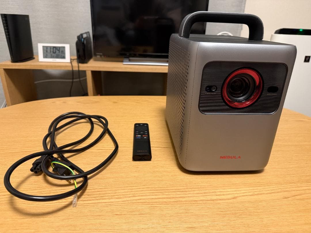 Anker Nebula (ネビュラ) Cosmos 4K SE