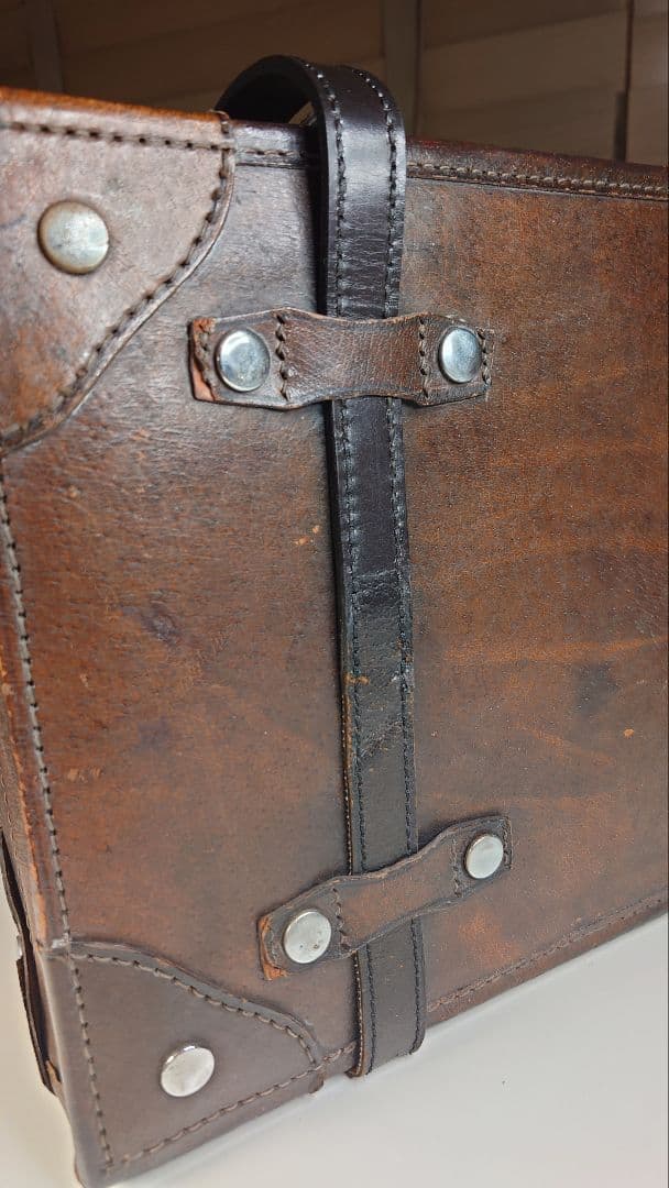 【 鍵付き 】アンティーク総天然皮革製トランク バッグ 中型