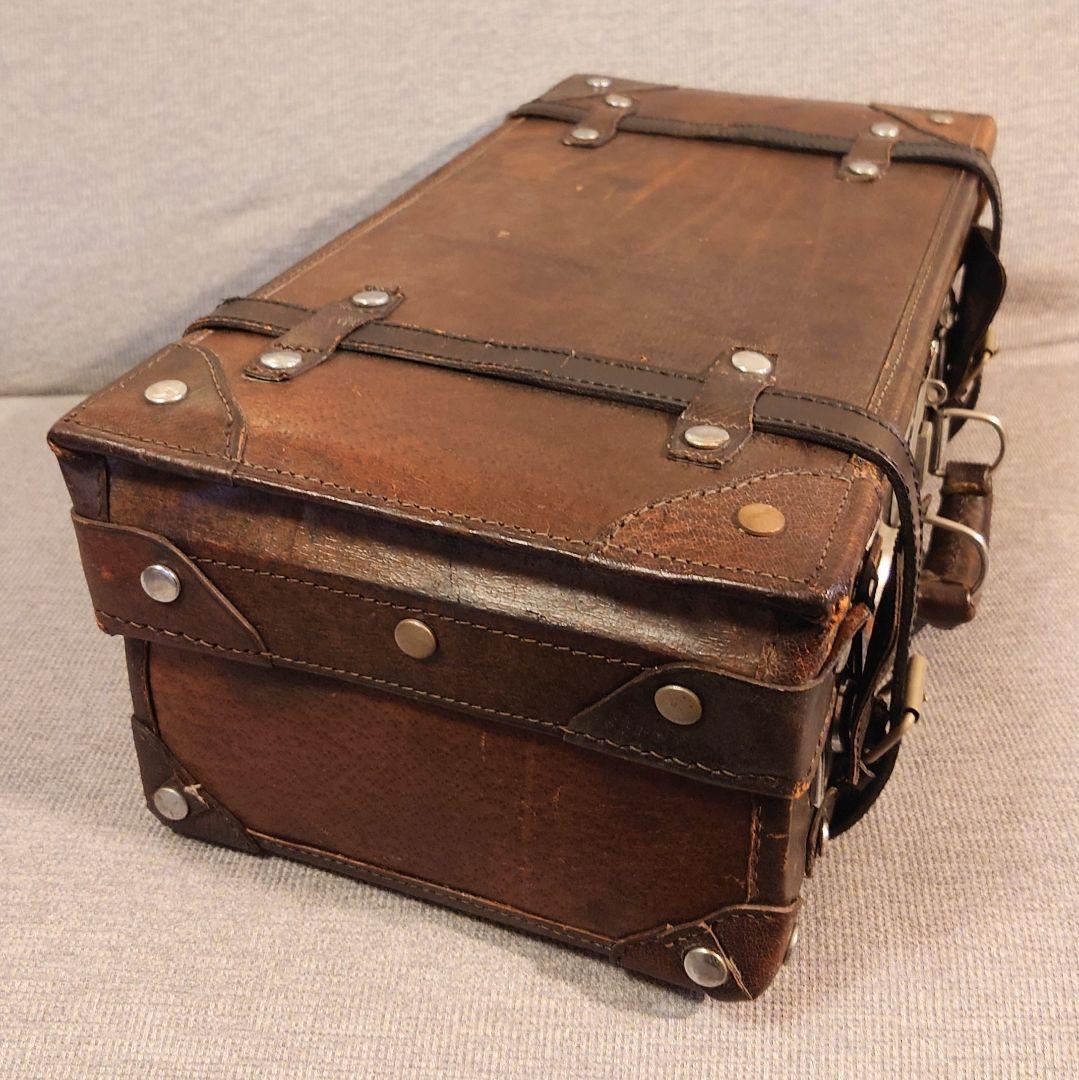 【 鍵付き 】アンティーク総天然皮革製トランク バッグ 中型