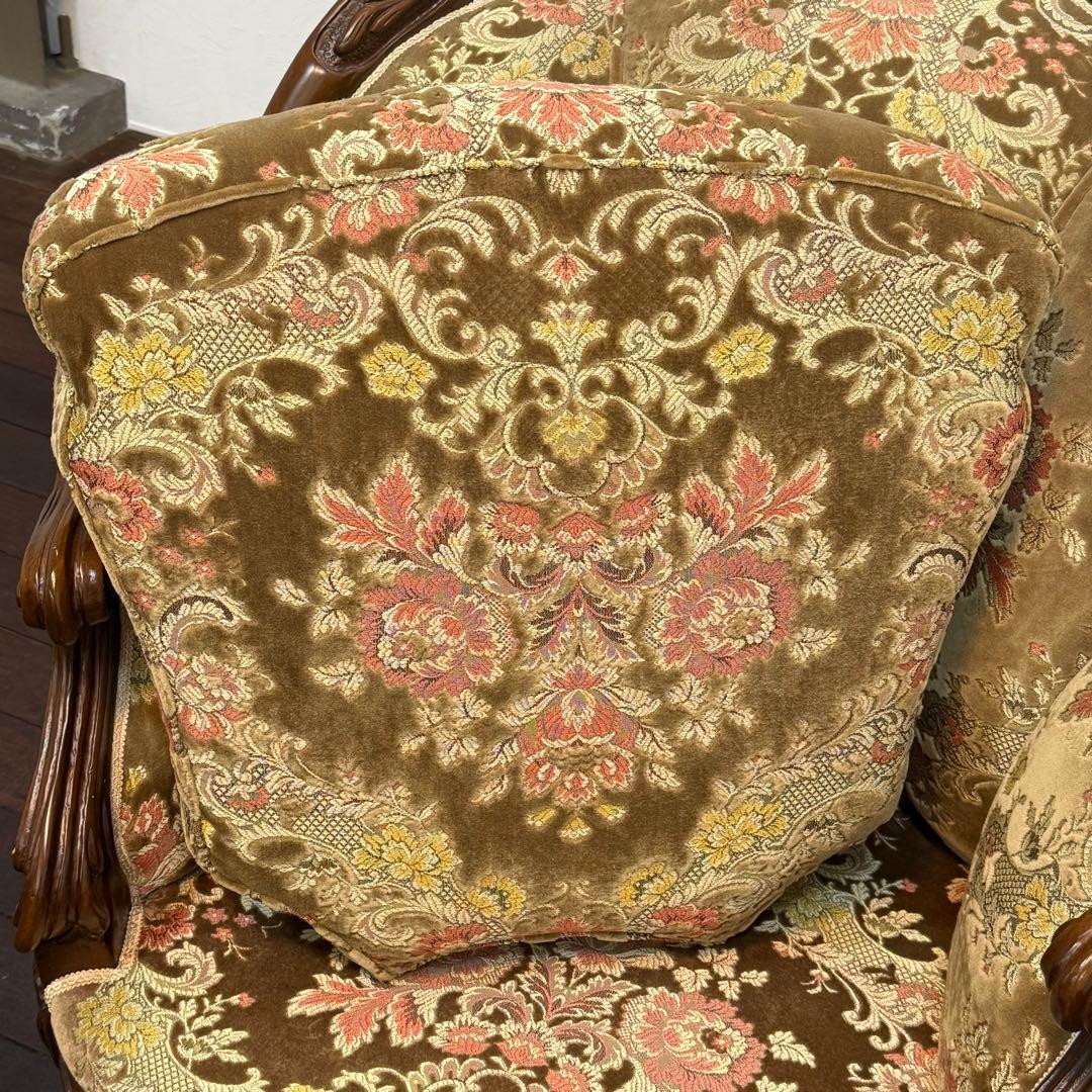 H110K42b イタリア製 金華山張り1人掛けソファ