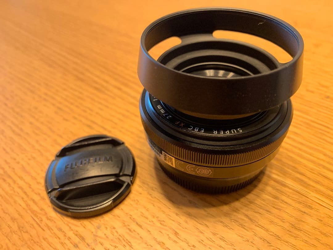 富士フイルムXF27 F2.8、社外レンズフード・プロテクター付パンケーキ！