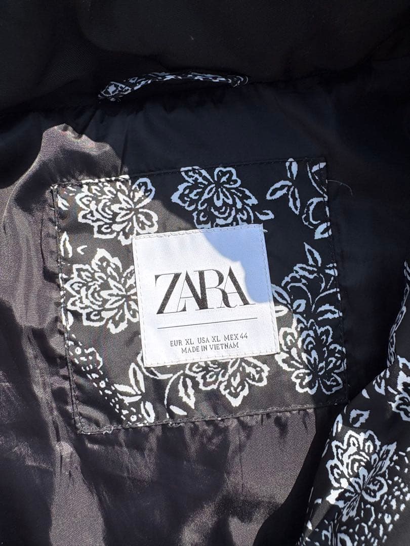 ZARA ペイズリーダウンジャケット