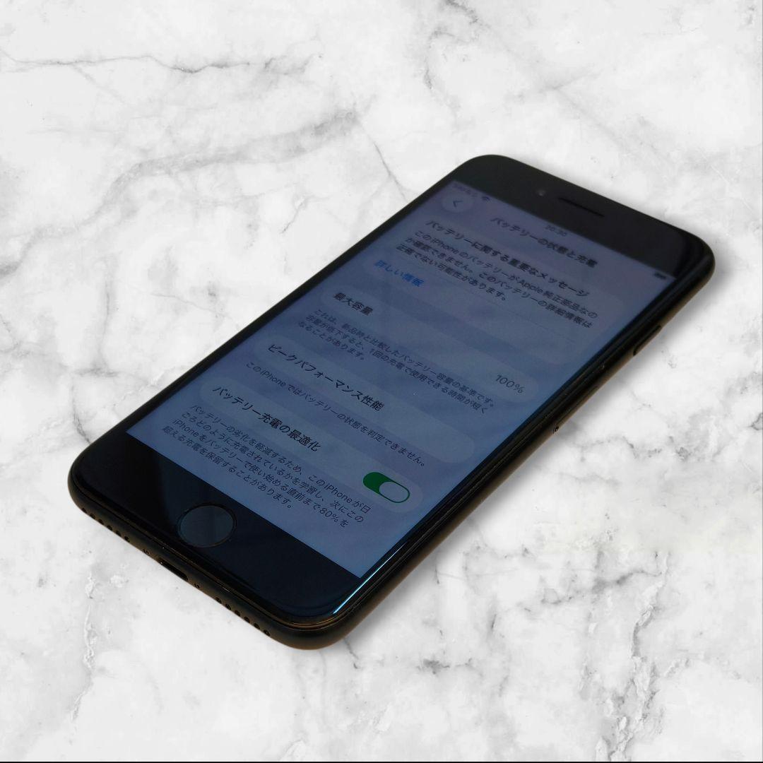 バッテリー100% iPhone SE 第3世代 64GB 4