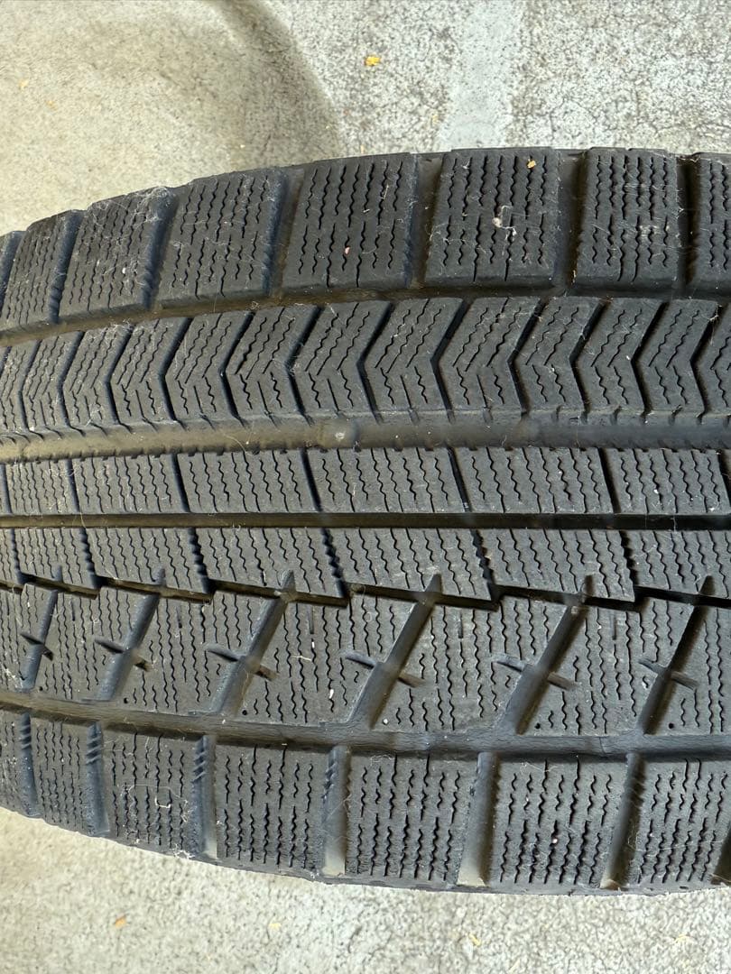 MINI 18インチ ブラックホイール BLIZZAKタイヤ