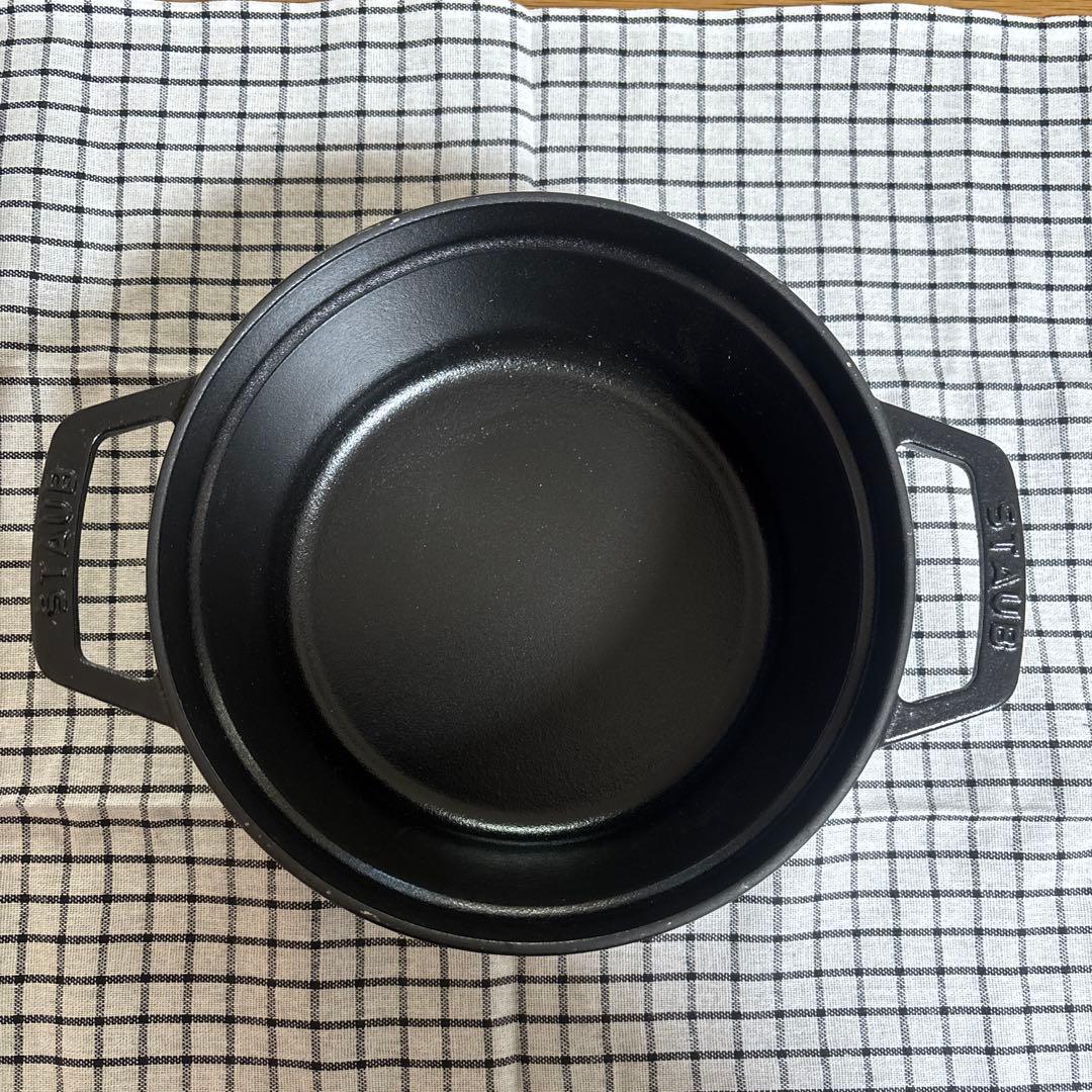 【新品未使用】ストウブ staub ピコココット ラウンド 20cm 黒