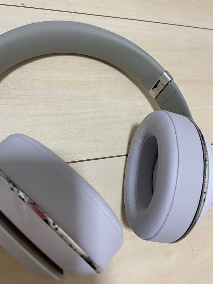 ヘッドホン Beats studio wireless