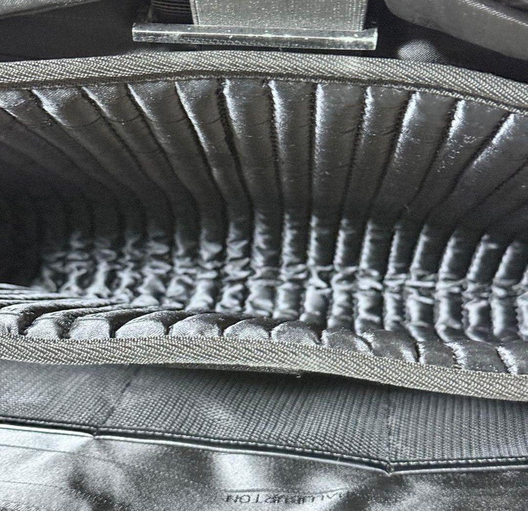 未使用　ゼロハリバートン　レザー　ビジネスバッグ　ブラック　大容量