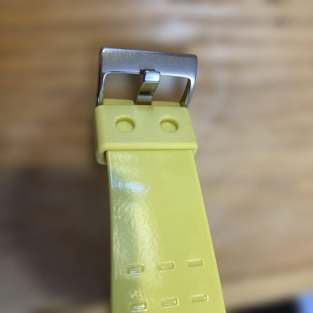 G-SHOCK デジタル腕時計 イエロー G-8100A