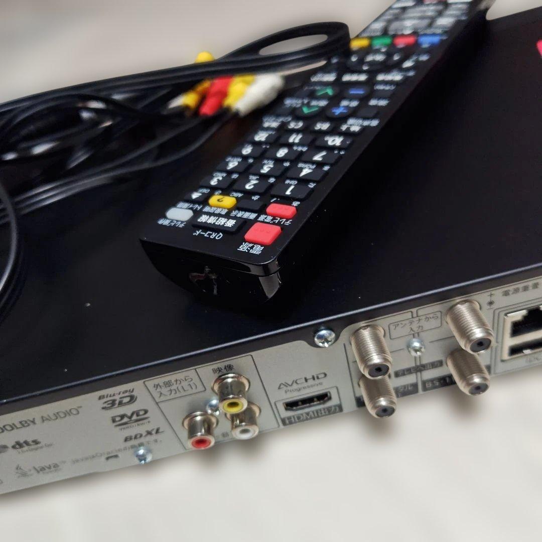 AQUOS　SHARP　Blu-rayレコーダー　2018年製　B-CASカード