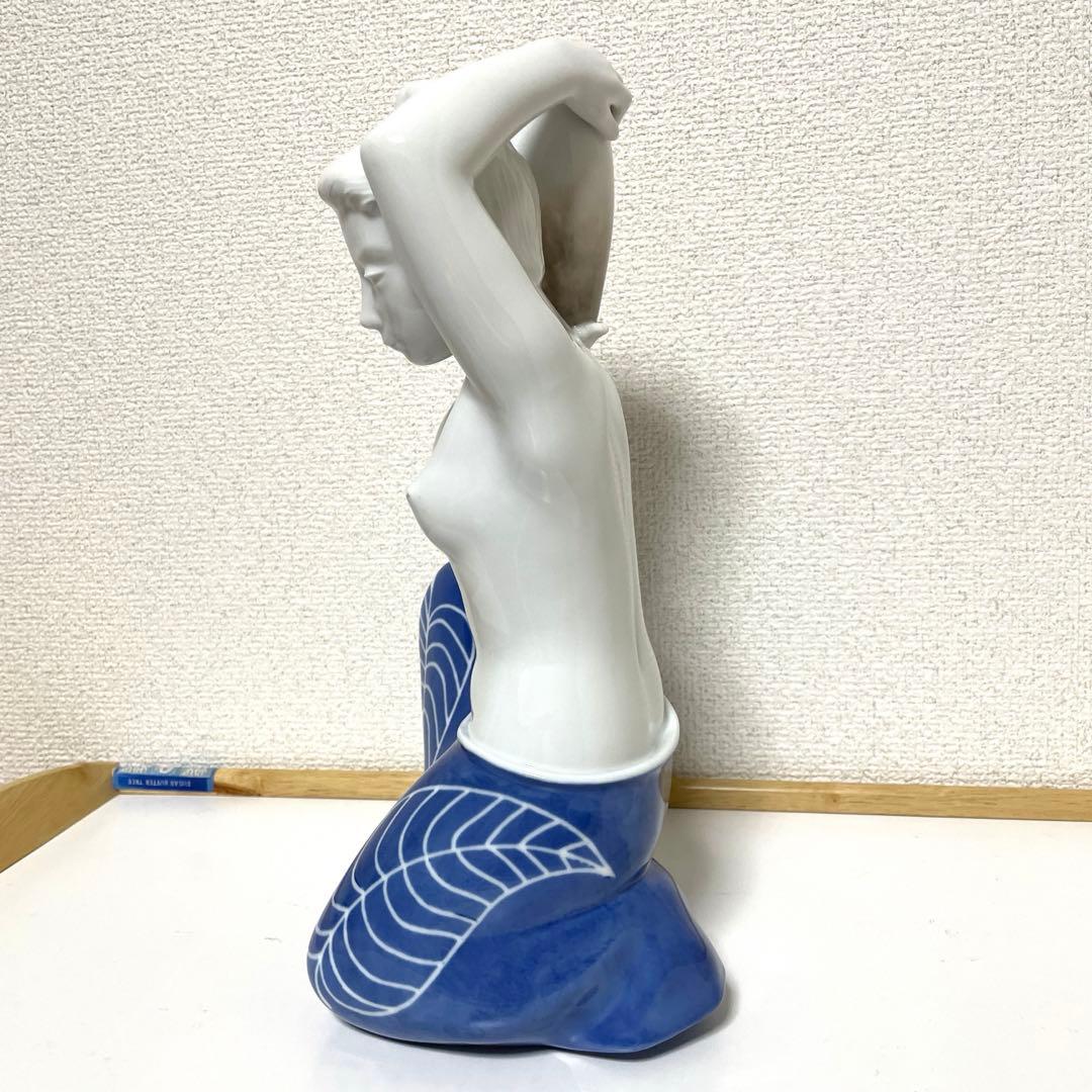 ＊Woman with water jug＊１９５３年・Hedegaard