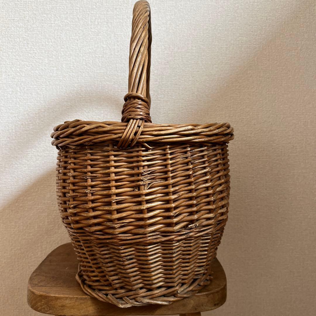 イギリスアンティーク 飴色のバスケット