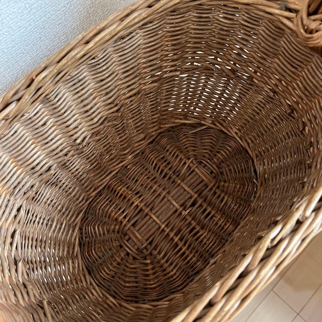 イギリスアンティーク 飴色のバスケット