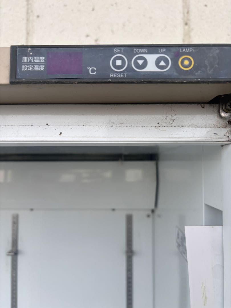 3扉冷蔵ショーケース　福島工業　中古品　棚付き 大型ショーケース