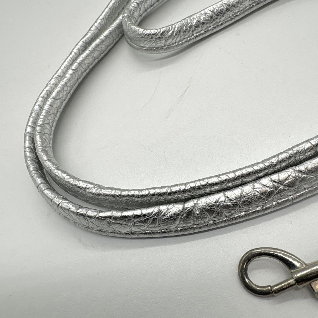 美品✨ジャンニキアリーニ アリファS 2WAY レザー シルバー