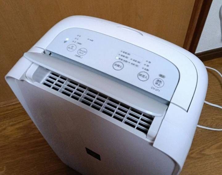 S*U様 SHARP　衣類乾燥除湿機 CV-J71 2021年製