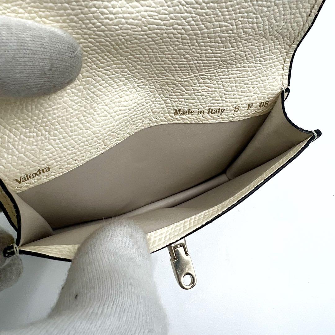 【現行モデル】ヴァレクストラ 名刺入れ ブレラ ソフトカーフスキン ホワイト