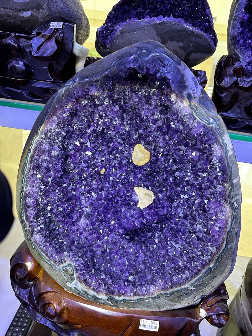 天然水晶ウルグアイ紫晶洞