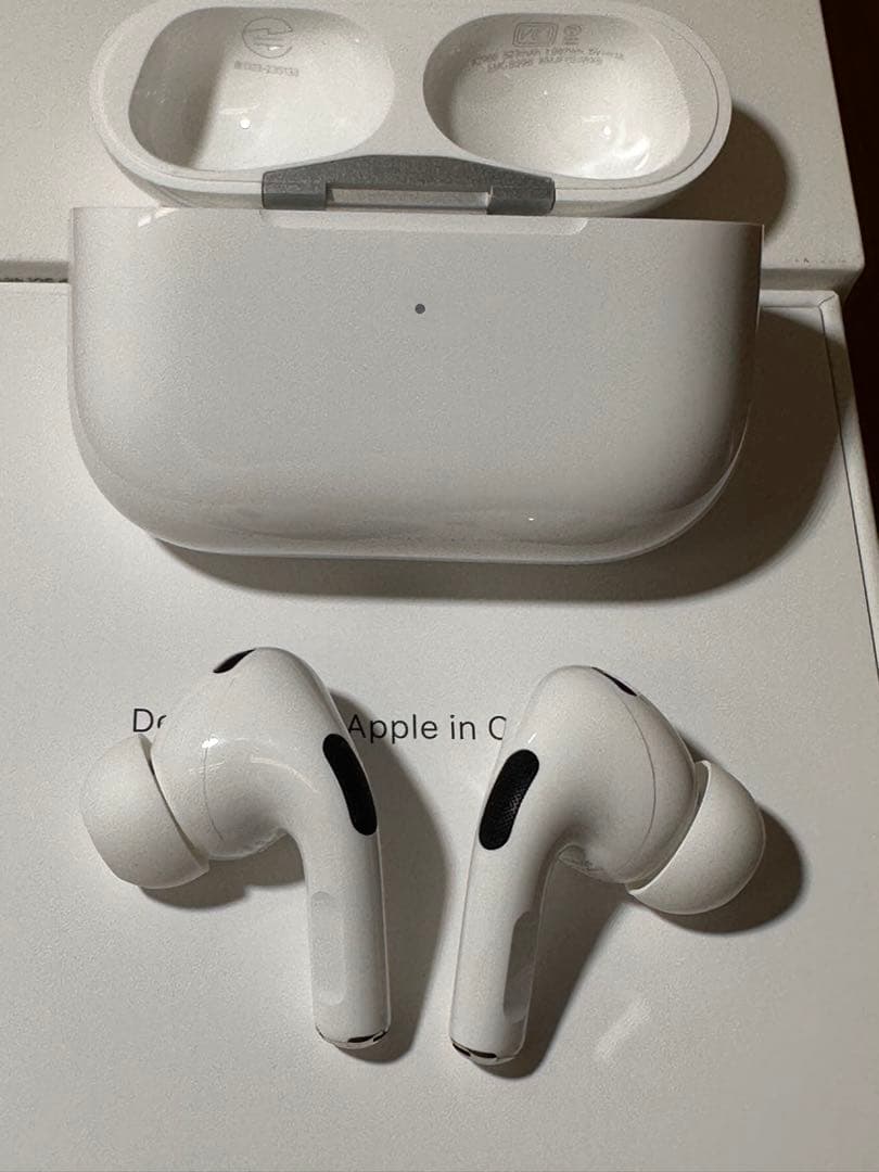 【美品】AirPodsPro第2世代MTJV3J/A GJWX5